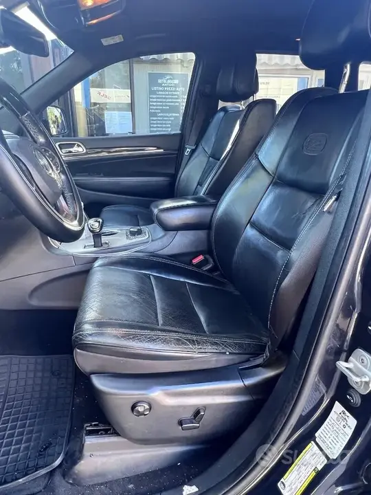 Jeep Grand Cherokee 2013 photo 4