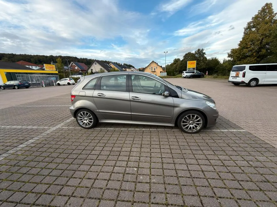 Mercedes-Benz B-Class