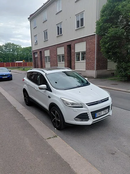 Ford Kuga 2013 photo 4