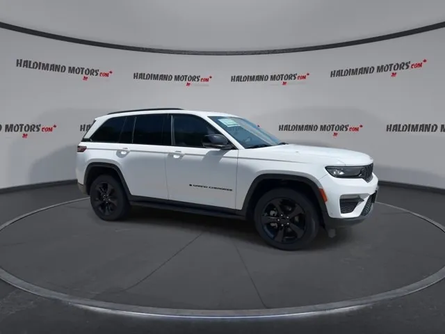 Jeep Grand Cherokee 2024 photo 2