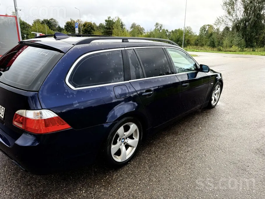 BMW 530 2005 photo 3