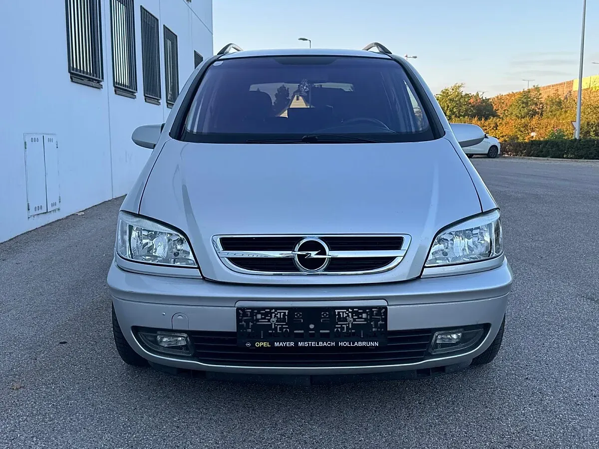 Opel Zafira 2005 photo 2