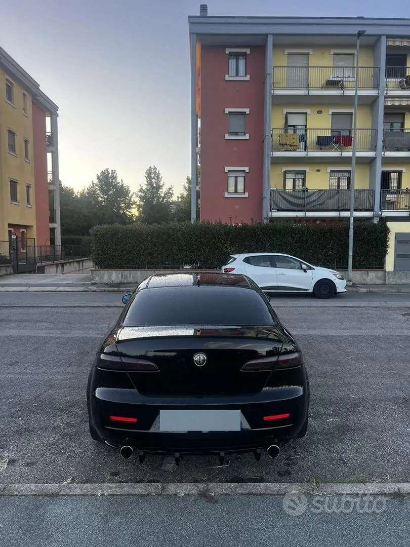 Alfa Romeo 159