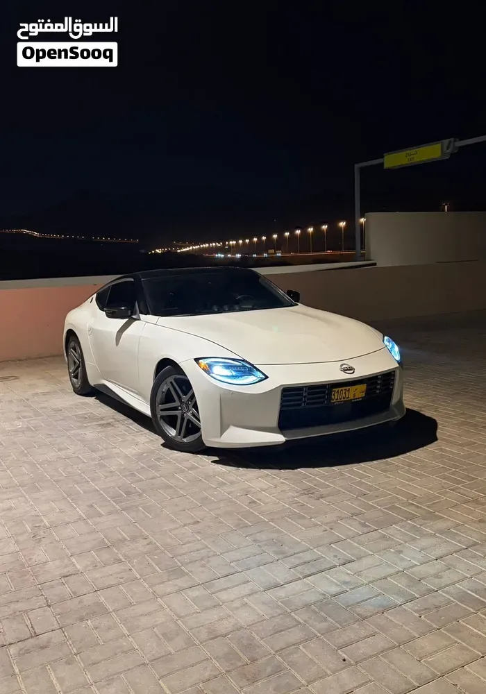 Nissan Z