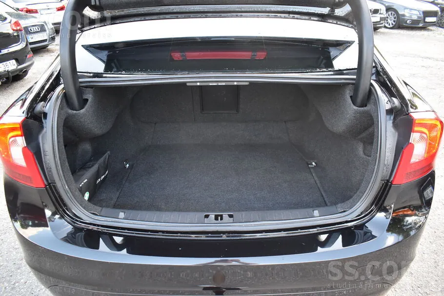 Volvo S60 2014 photo 5