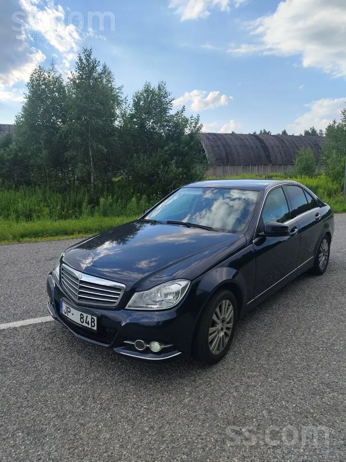 Mercedes-Benz C200