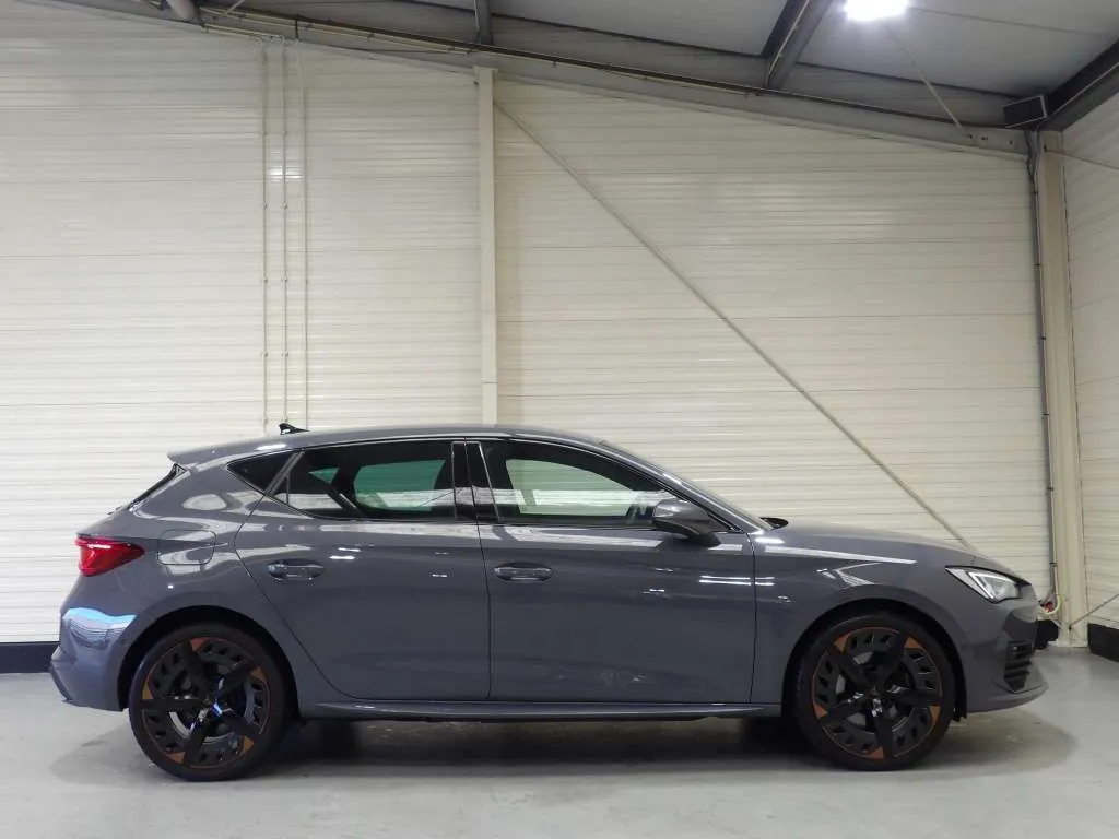 Cupra Leon 2023 photo 5