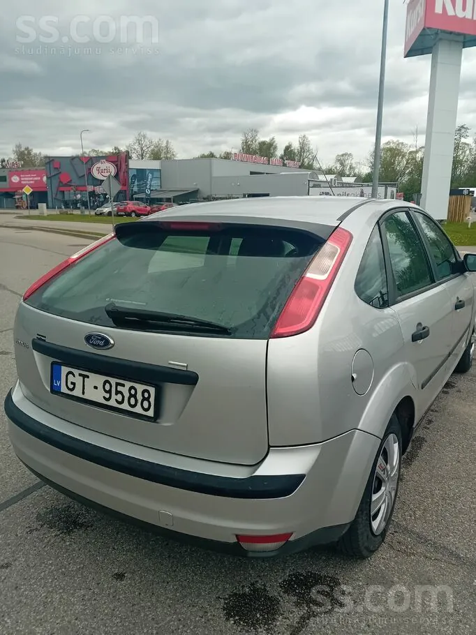 Ford Focus 2006 photo 4
