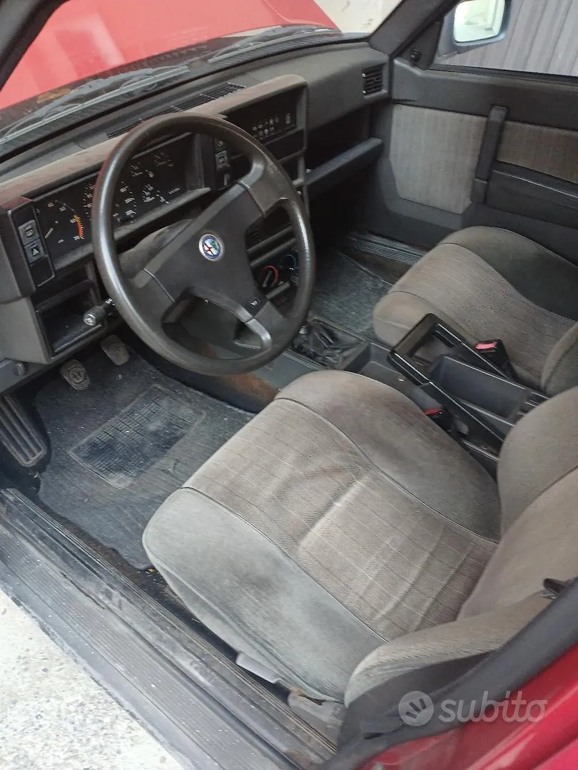 Alfa Romeo 75 1990 photo 5