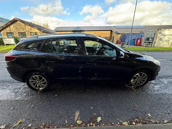 Renault Megane Iii 2014 photo 4