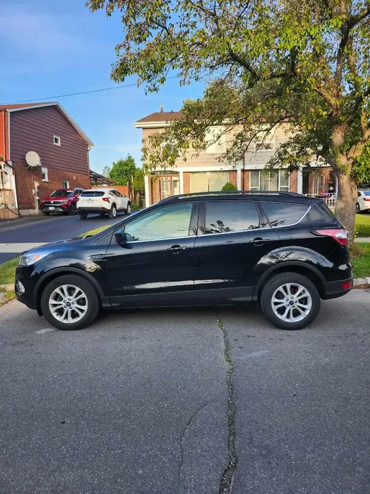 Ford Escape 2018 photo 3