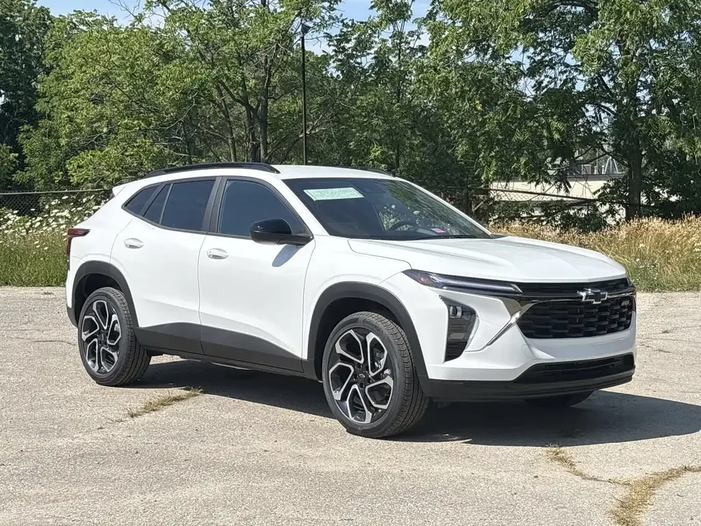 Chevrolet Trax 2026 photo 2