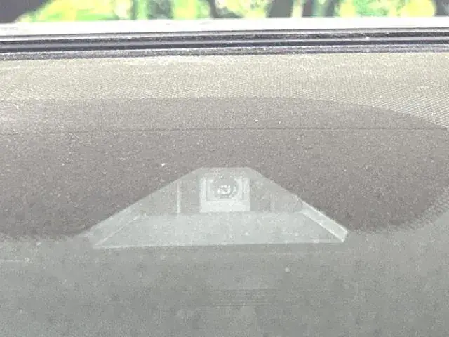 Nissan Note 2015 photo 4