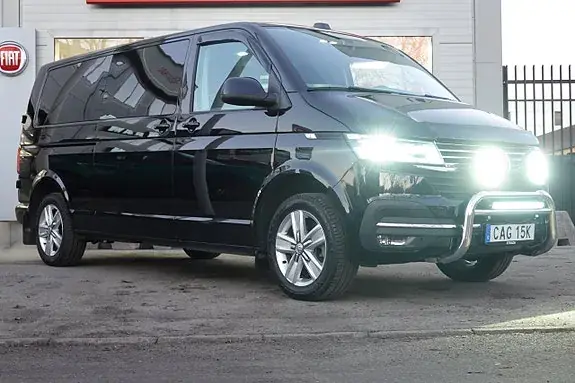 Volkswagen Transporter 2021 photo 2