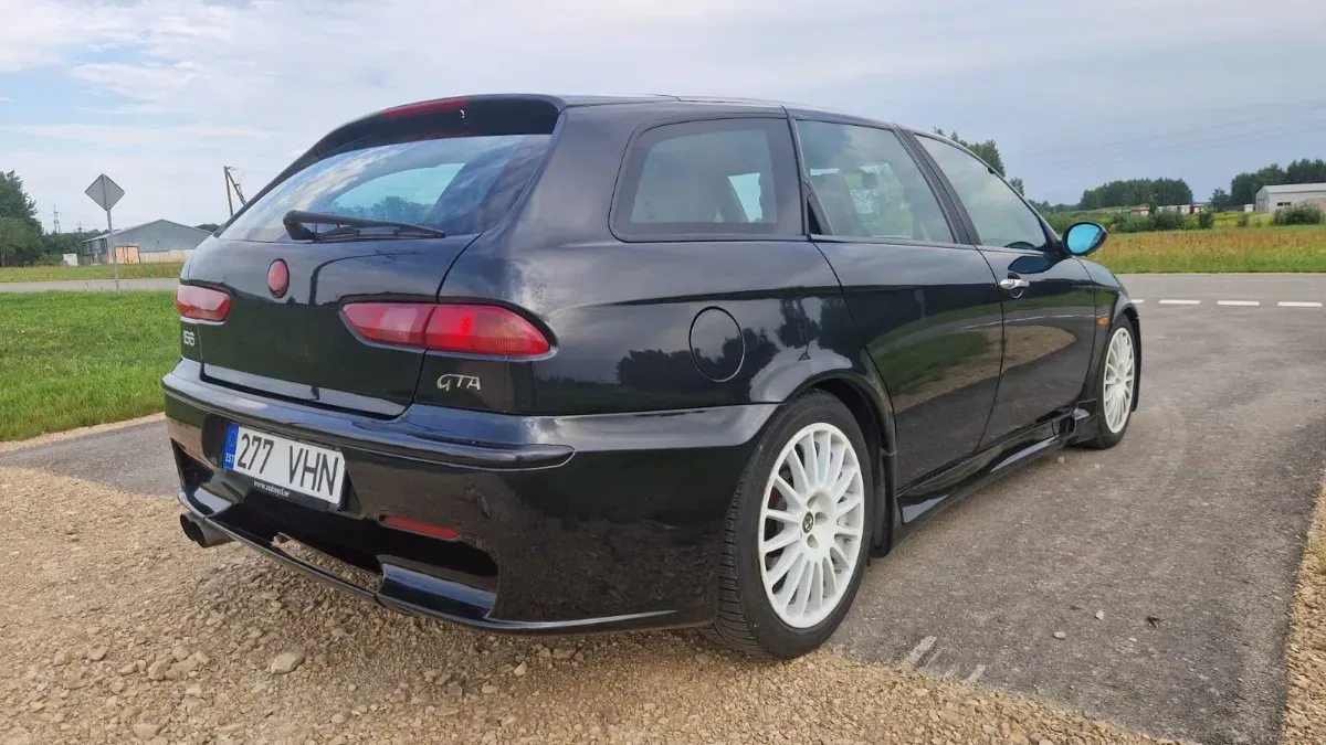 Alfa Romeo 156 2003 photo 2