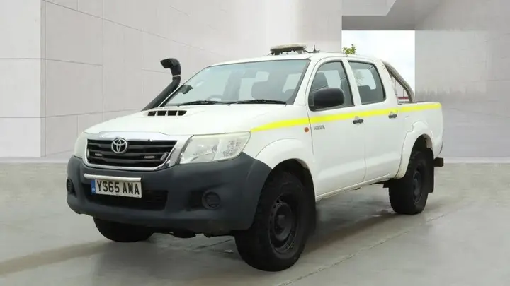 Toyota Hilux 2016 photo 2