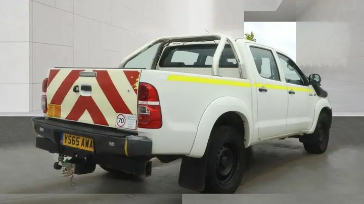 Toyota Hilux 2016 photo 4