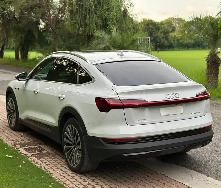 Audi E-Tron