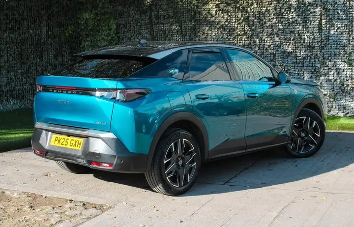 Peugeot 3008 2025 photo 5