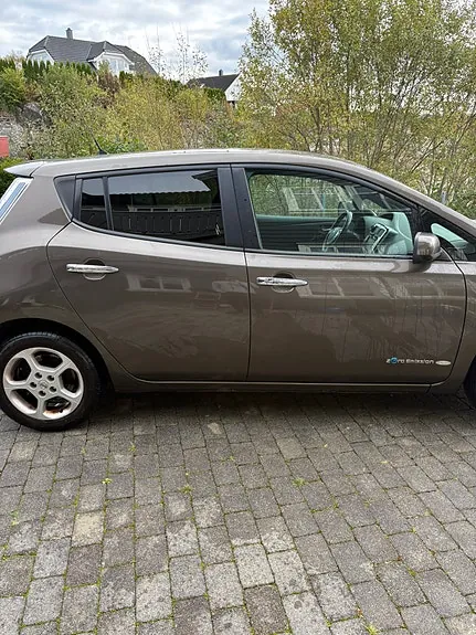 Nissan Leaf 2016 photo 5