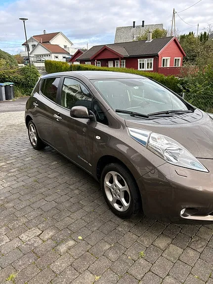 Nissan Leaf 2016 photo 4