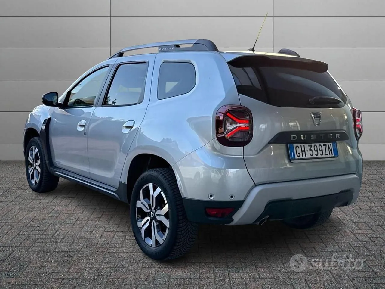 Dacia Duster 2022 photo 2