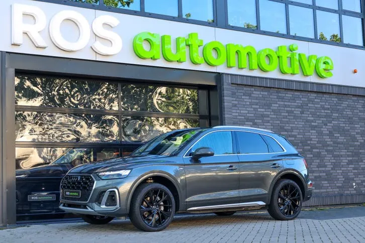 Audi Q5 2023 photo 3