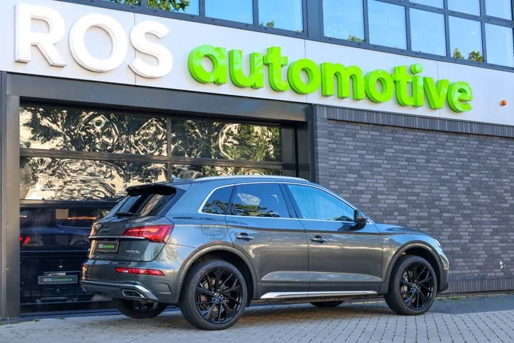 Audi Q5 2023 photo 2