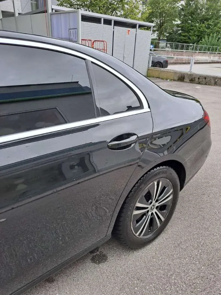 Mercedes-Benz E-Class 2022 photo 3