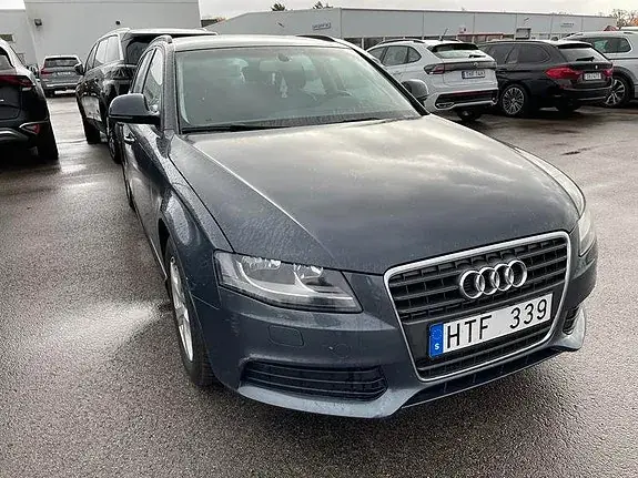 Audi A4 2009 photo 2