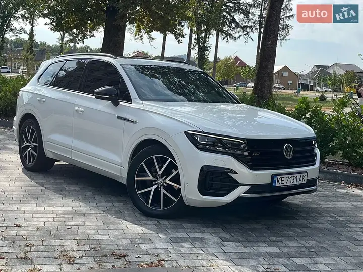 Volkswagen Touareg 2019 photo 3
