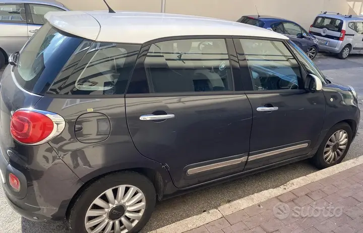Fiat 500L 2016 photo 2