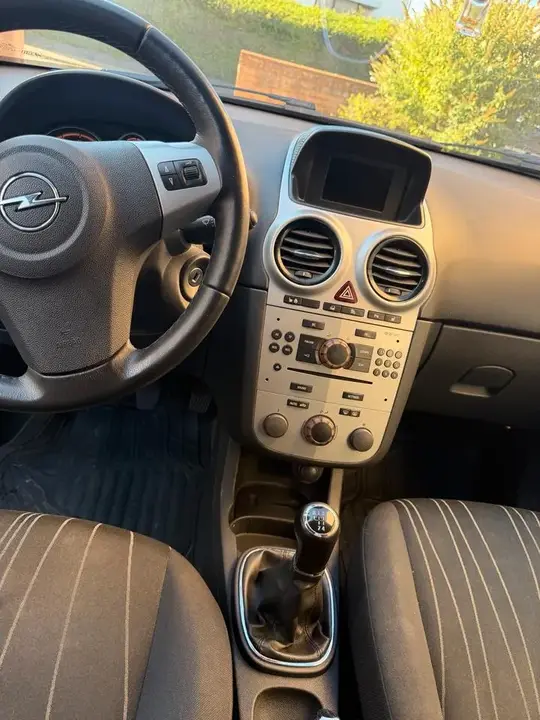 Opel Corsa D