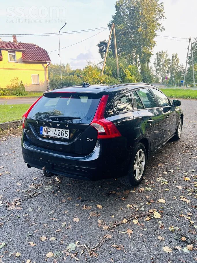 Volvo V60 2014 photo 3