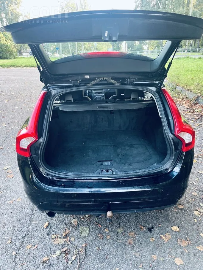 Volvo V60 2014 photo 5