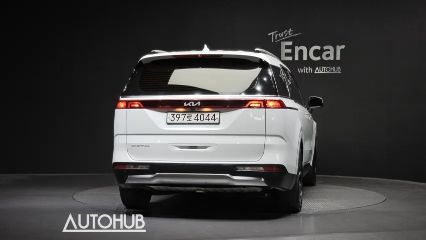 Kia Carnival 2023 photo 4