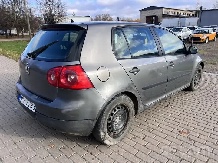 Volkswagen Golf 5 2008 photo 4
