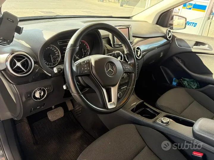 Mercedes-Benz C-Class 2013 photo 4