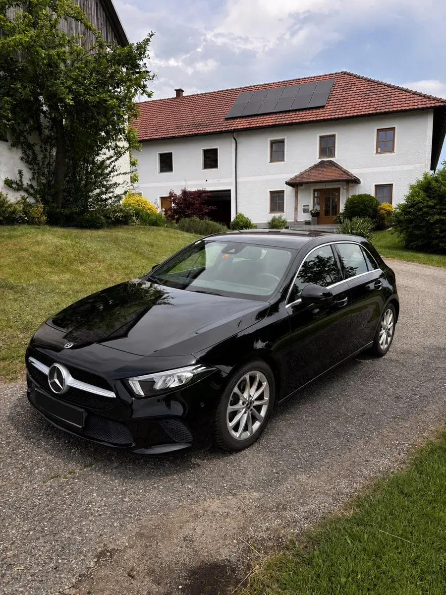 Mercedes-Benz A-Class 2019 photo 2