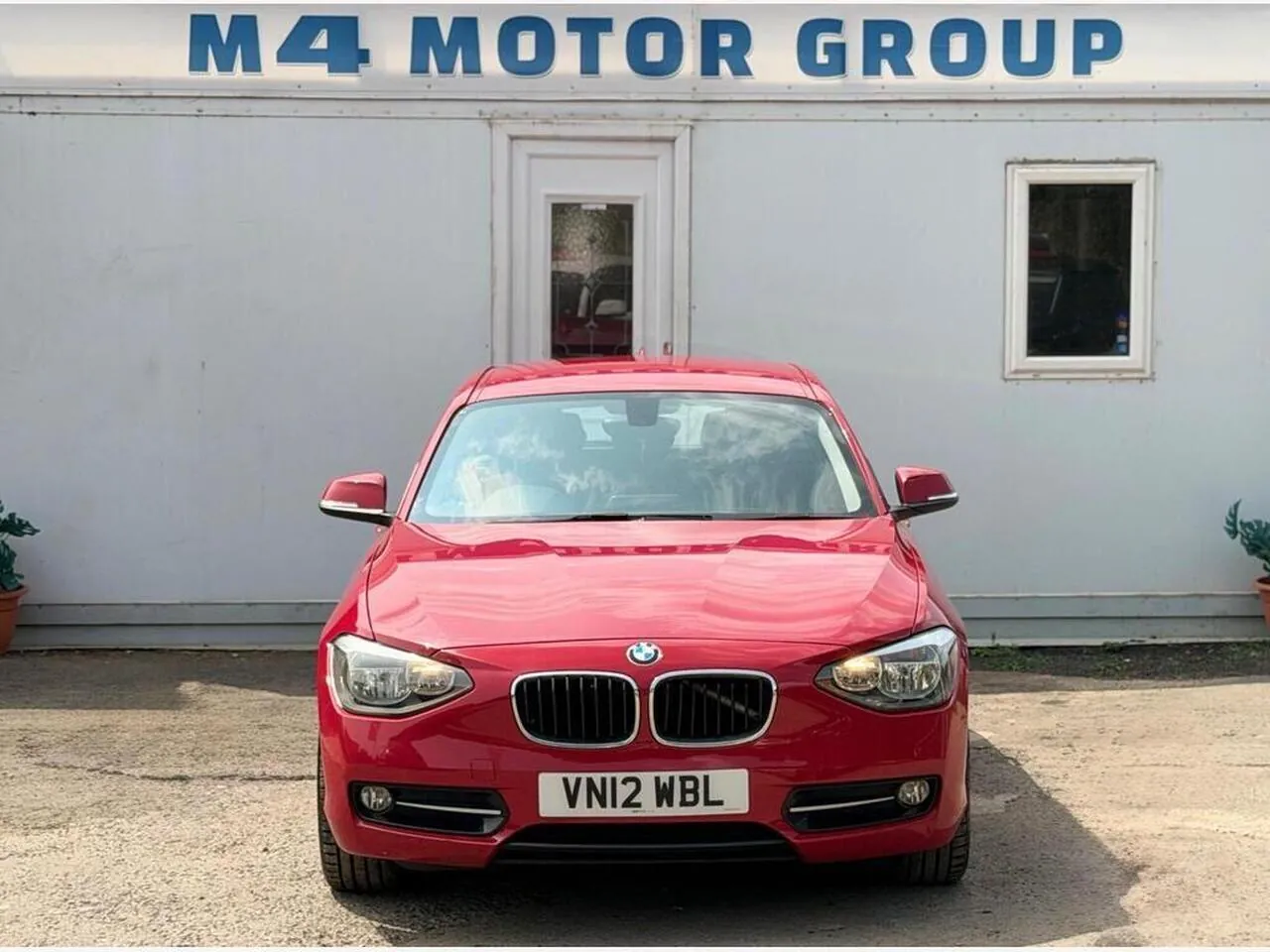 BMW 1 Series 2012 photo 2