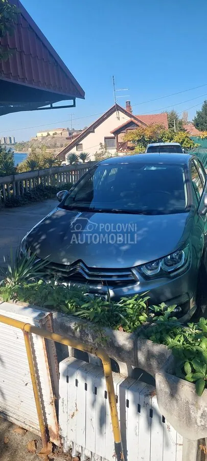 Citroen C4
