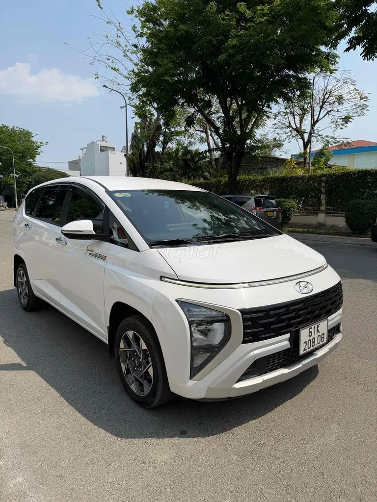 Hyundai Stargazer 2022 photo 2