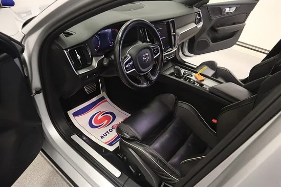 Volvo V60 2021 photo 5