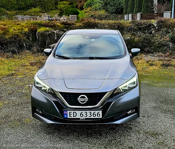 Nissan Leaf 2021 photo 4