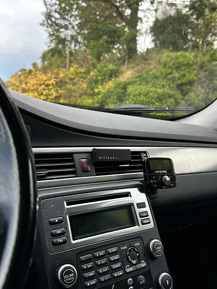 Volvo V70 2010 photo 5