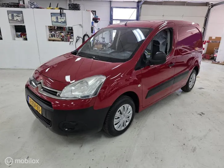 Citroen Berlingo 2012 photo 2
