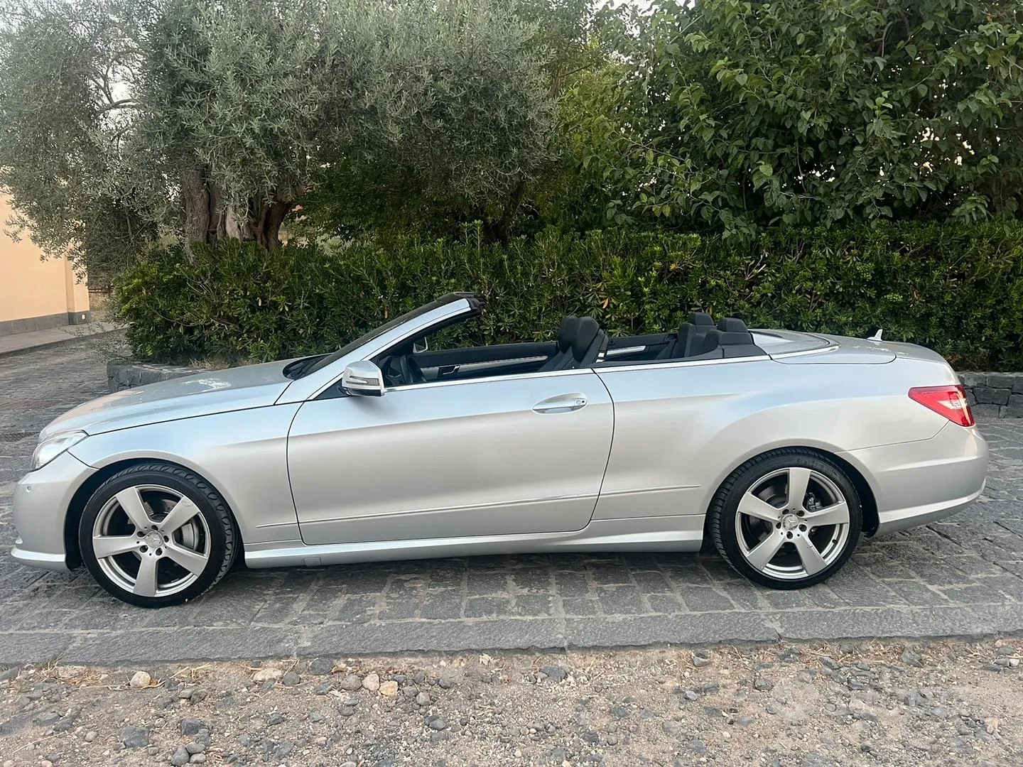 Mercedes-Benz E-Class 2014 photo 2