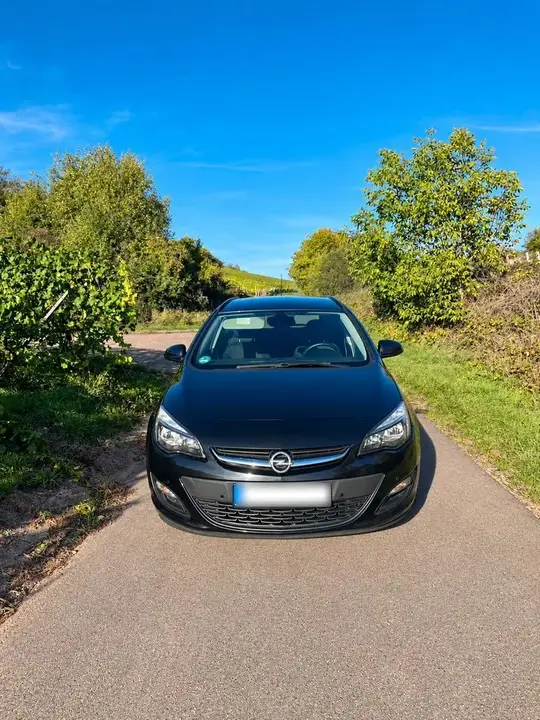 Opel Astra J