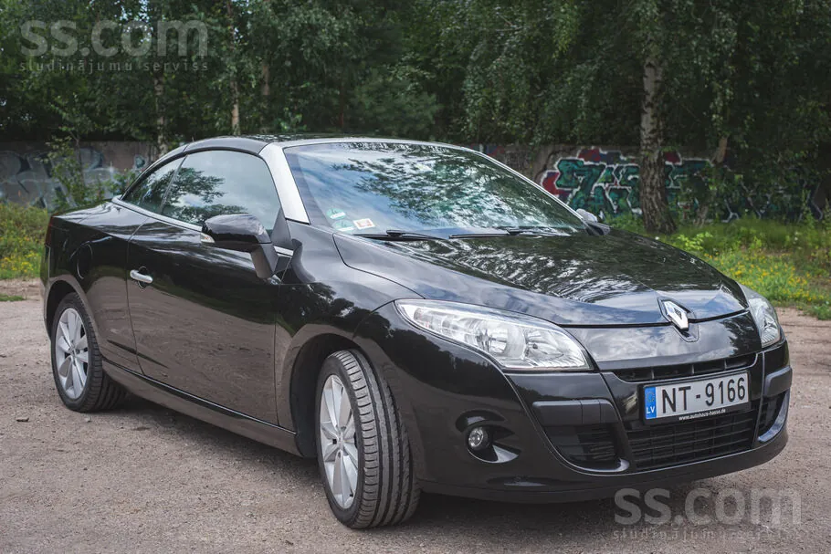 Renault Megane 2010 photo 2