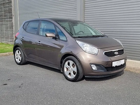 Kia Venga 2013 photo 5
